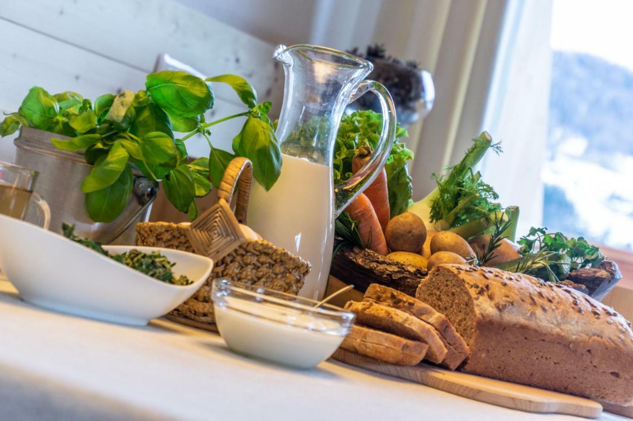Agriturismo Luech Picedac La Valle Eksteriør billede
