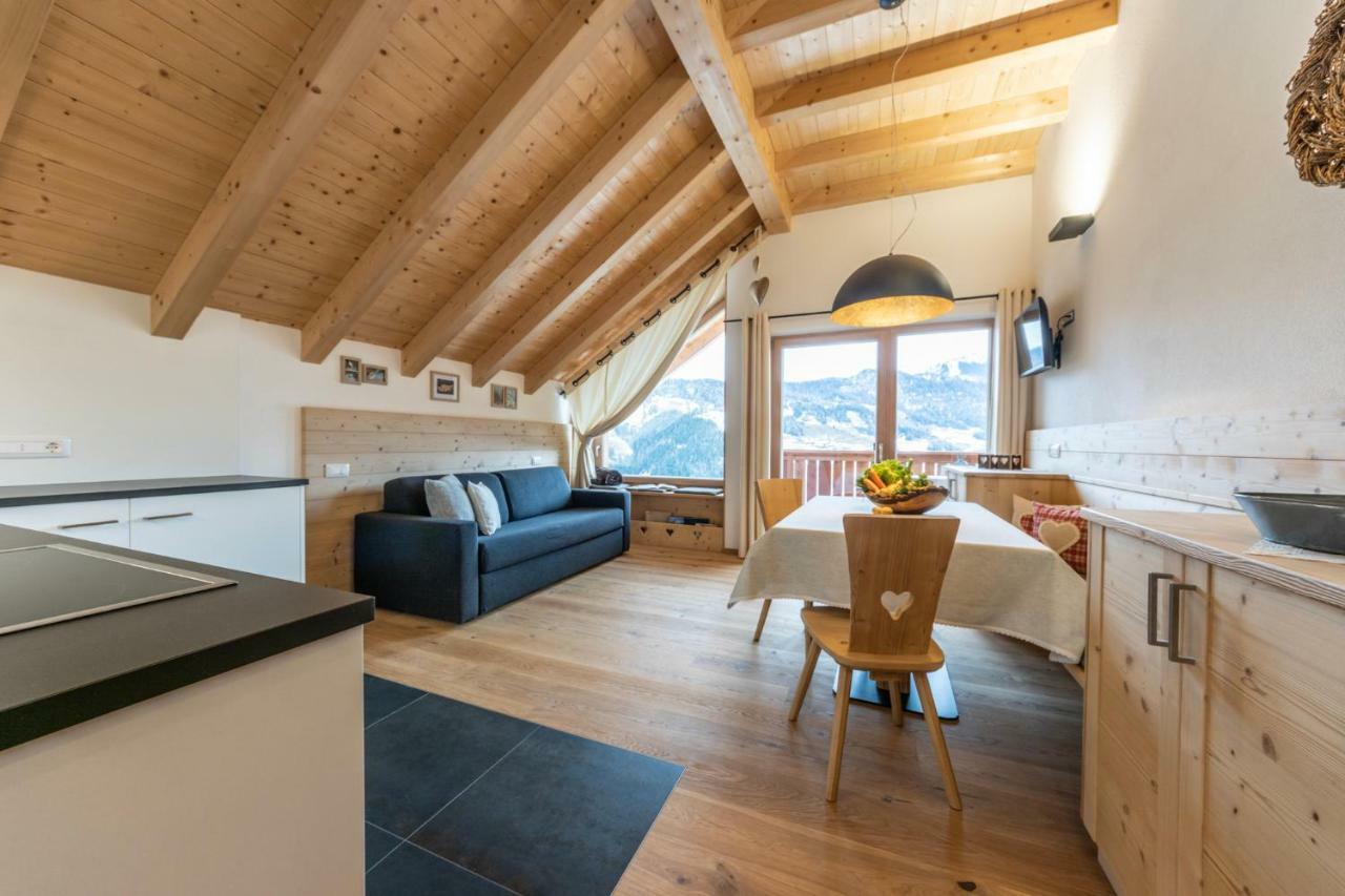 Agriturismo Luech Picedac La Valle Eksteriør billede