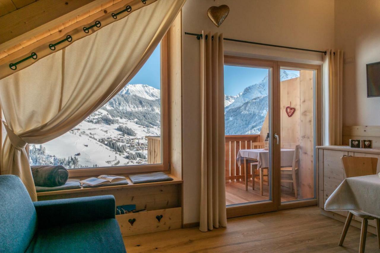 Agriturismo Luech Picedac La Valle Eksteriør billede