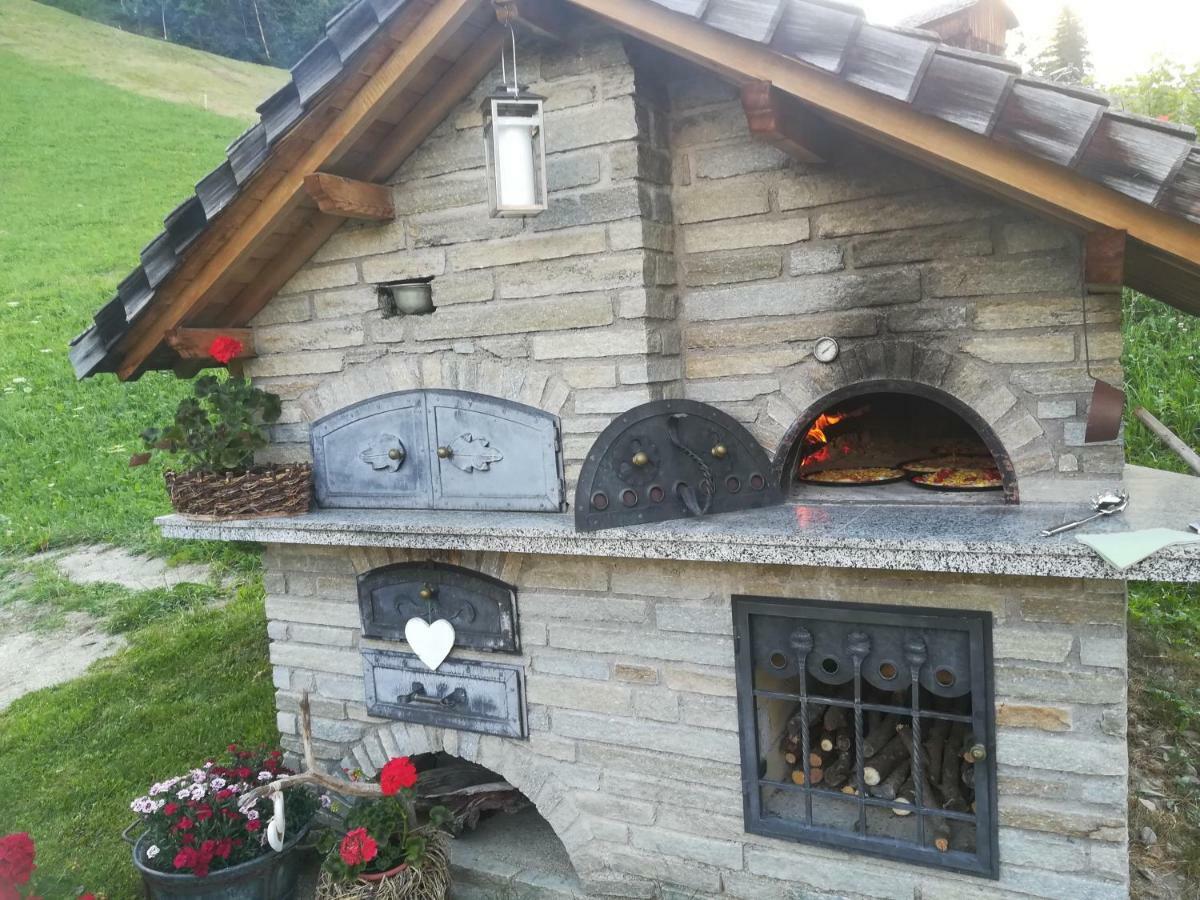 Agriturismo Luech Picedac La Valle Eksteriør billede